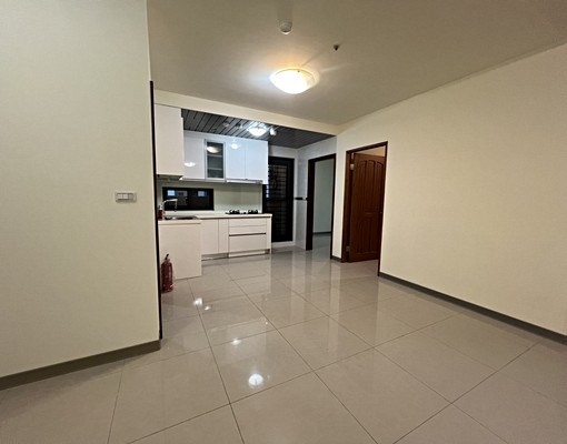 君邑富疆三房車 - Image 3