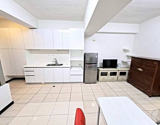 捷運正1房1廳☆有廚房✨電梯管理員&車位 - Image 5