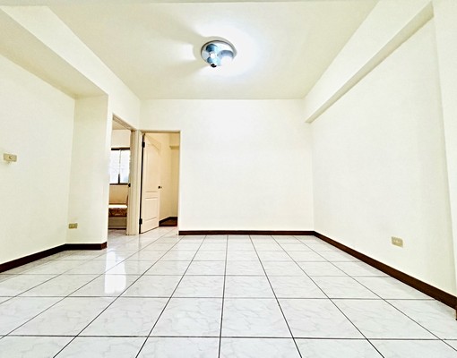 🌟可租補🌟電梯三房_頂樓有做隔熱防水鐵皮 - Image 3