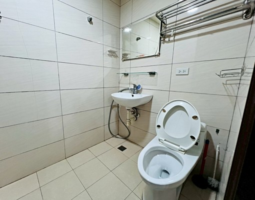 南勢重劃區內/環境整潔/大陽台/實惠租屋 - Image 3