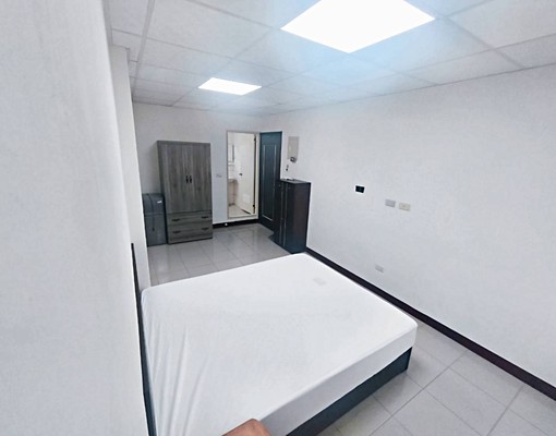 電梯套.好停車.近客運.便利乾淨.安靜單純 - Image 4