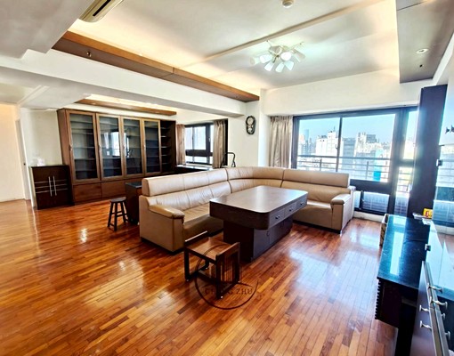 西區超大坪數🔥更衣室🔥系統櫃3+1房🔥含車位租補戶籍 - Image 1