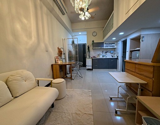 挑高獨立套房近景安捷運,近黃昏市場,生活機能佳 - Image 2