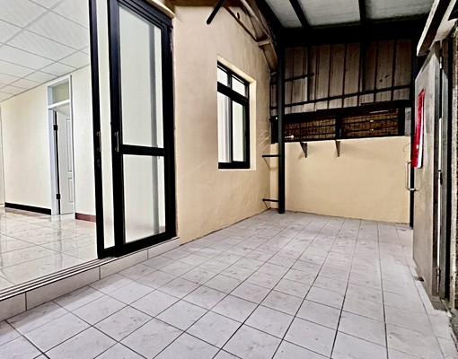 太平家樂福旁全新整理活路平房 - Image 11