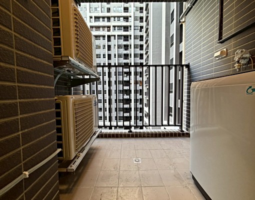 程蕉我是承辦🍌遠雄幸福成全新完工可租補含管含家具直接入住 - Image 13