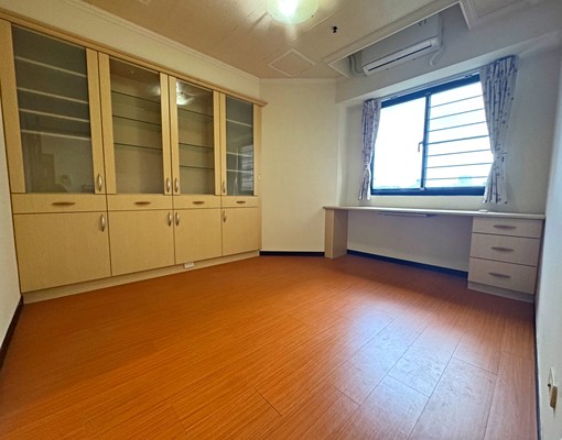 ✨俠隱|喜來登生活圈|高樓朝南兩房+平車✨ - Image 4