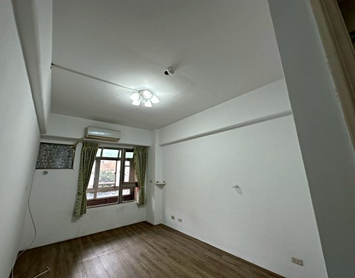 媛媛推薦✨龍安商圈三房車租金含管理費✨宏國真愛 - Image 4