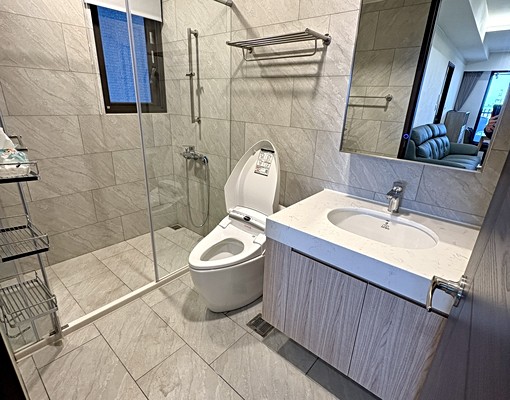 聯悅臻✨全新建案海線最俗💥傢俱電全配車位可另租! - Image 9