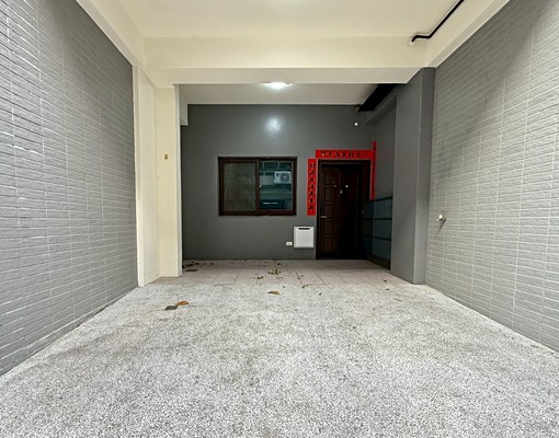 ❤️飛鷹心心❤️竹南輕屋齡前庭透天 - Image 1