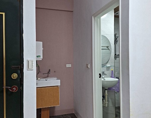 獨立門牌套房.台水.電超商自行繳費/全新整理/近巨蛋.好市多 - Image 8