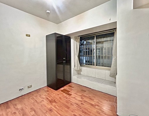 可租補戶籍🔥傢俱近全配✅市場超低價✨華麗工業風💯 - Image 13