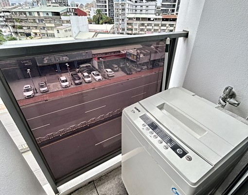 近一中🔥可雙租補🔥陽台獨洗🔥乾濕分離🔥大面採光🔥讚 - Image 5