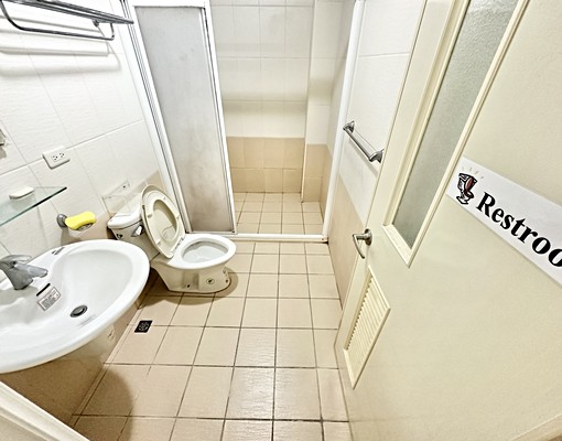 近74號♡可租補♡超級大套房♡獨洗♡合租♡獨洗♡乾溼分離 - Image 4