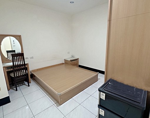 可租補免仲~✅低樓層🌸10分到台北近五華商圈🏠兩房可入籍 - Image 8