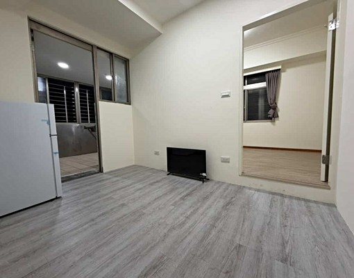 ✨近蘆洲捷運站什麼都可含管精裝電梯兩房✨中信達達 - Image 1