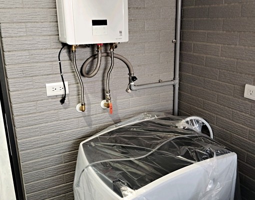 宏泉IN中央,2房2廳2衛2陽台平面車位,可租補 - Image 9