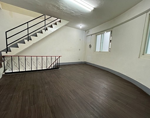 【店住兩用|大坪數透天・可營登・頂樓大露臺|開價50,000 - Image 2