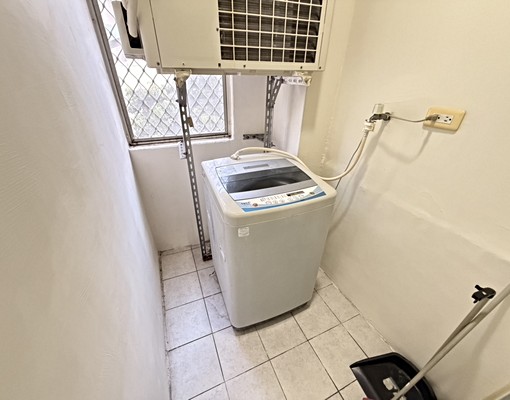 文心捷運🌺超大間🌺租補🌺陽台獨洗🌺沙發🌺採光 - Image 7