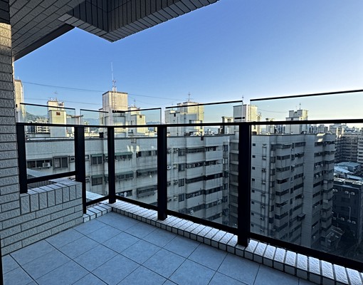 全新三房✨可寵✅充電樁平車✅輕工業風裝潢✅全配可聊✅浴缸🛁 - Image 5