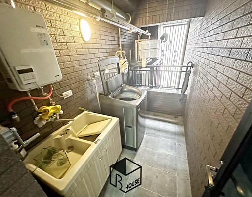 北屯三房🔥全配系統櫃💯租補✅平車✅視野戶 - Image 5