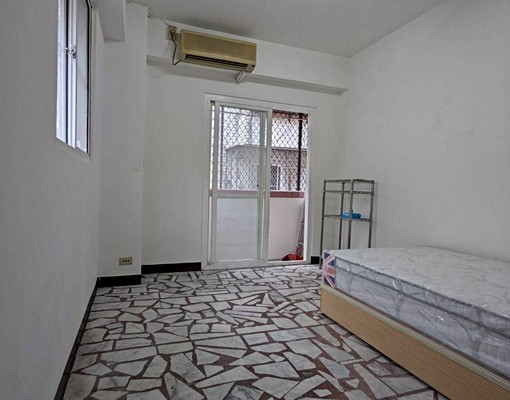 🥇淡水捷運全聯,新環境有陽台套房 - Image 1