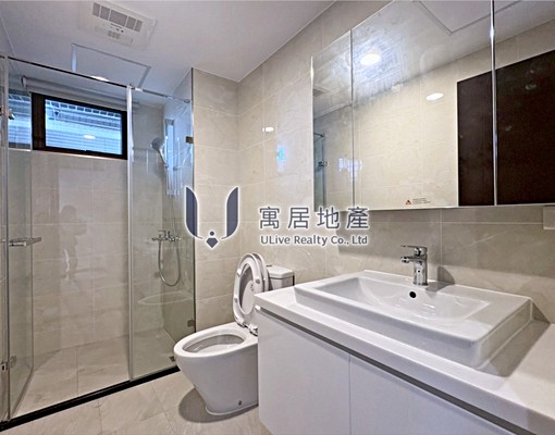 中山捷運熱區正四房全新首租含平面車位含稅 - Image 9