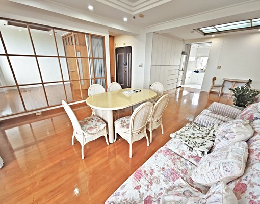 三芝拾翠山莊/近馬偕護專、馬偕醫學院/房東只租學生或教職員 - Image 1