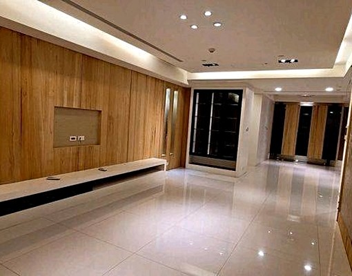 七期4房空屋附冷氣前後陽裝潢.含管理費平面車位 - Image 1