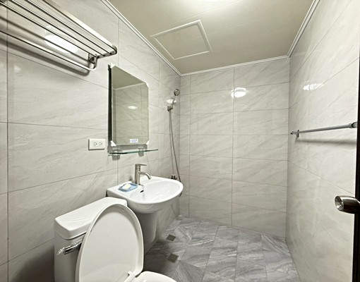 可租補.全新整理大3房+車位(含管含車) - Image 7