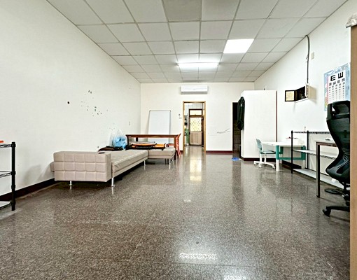 (租)新市復興車水馬龍店住 - Image 1