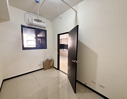 八德重劃區~興仁夜市對面~全新建案 - Image 2