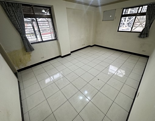 捷運大坪林【稀有5房2衛】有電梯★車位洽★採光佳 - Image 12