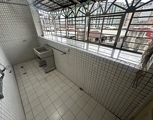 捷運大坪林【稀有5房2衛】有電梯★車位洽★採光佳 - Image 15