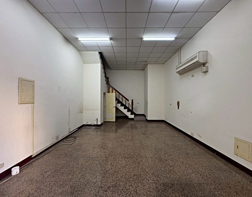 近太平長安醫院樓店出租 - Image 1