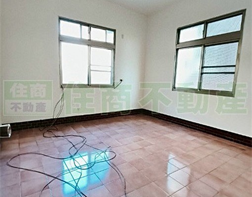 🏠竹南整棟大地坪透天出租|可當員工宿舍超方便! - Image 7