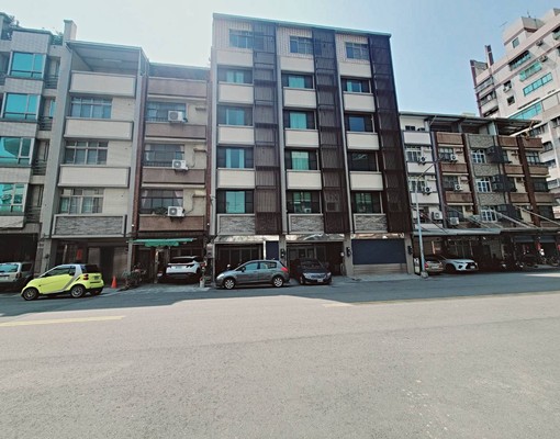 金鼎/鼎新大地坪透天5樓店面 - Image 1