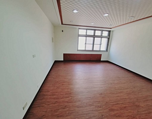 金鼎/鼎新大地坪透天5樓店面 - Image 11