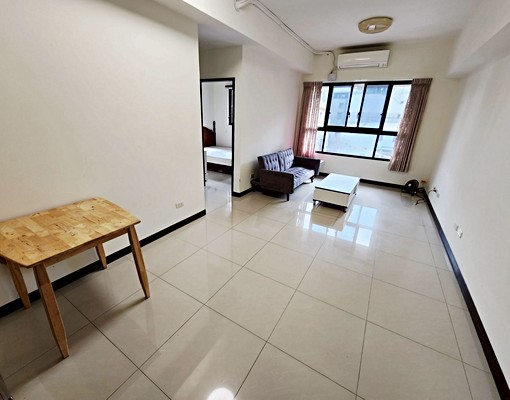 好康居電梯兩房+車位|麥當勞・全聯旁|租金含管理費車位 - Image 1