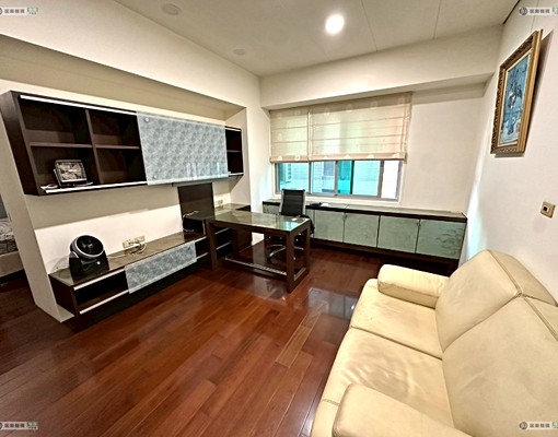 💼萬華區|西門町熱鬧商圈大套房出租 - Image 1