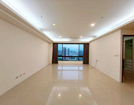 三重元亨新貴特區--電梯四房雙車位 - Image 1