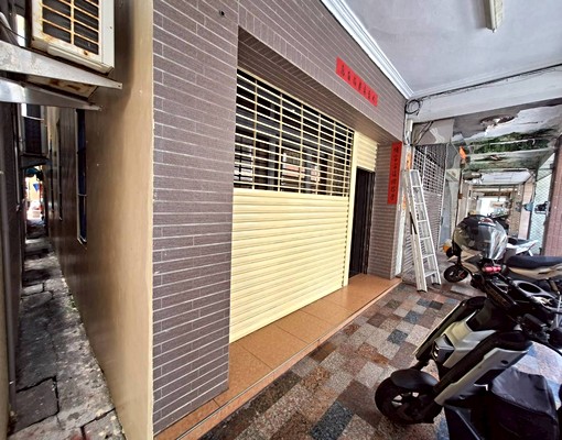 租~哈瑪星渡船頭壽山安靜透天 - Image 1