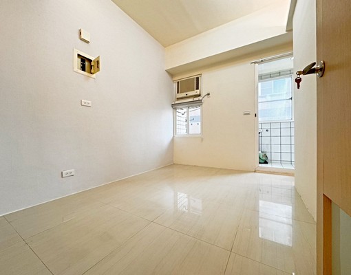 可租補)南屯理想貴族兩房平車可直接入住 - Image 7