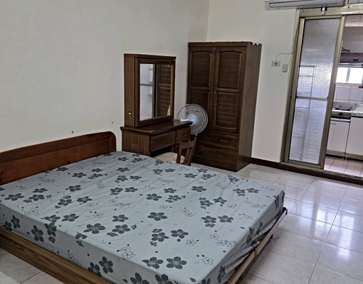 變頻冷氣,獨立舒適大套房有廚房近火車站 - Image 1