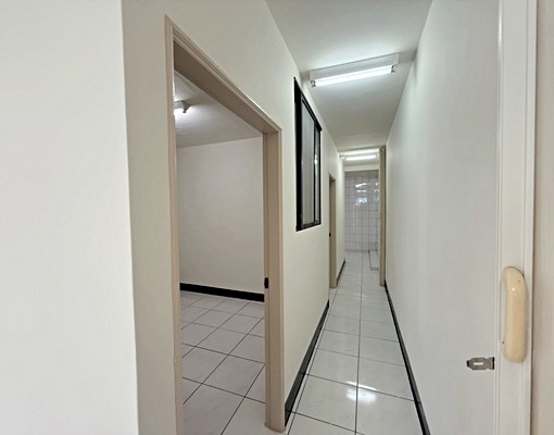 幸福路宏泰市場附近 - Image 4