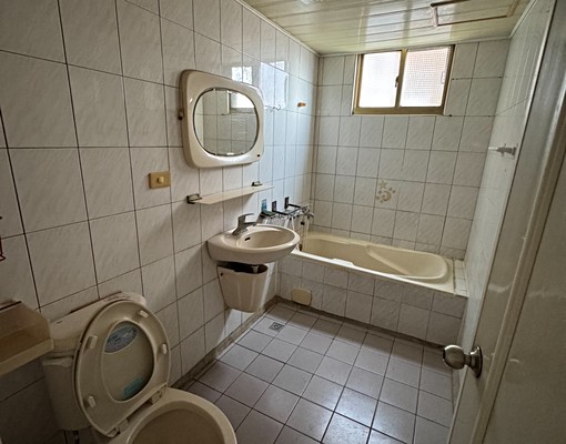 東南朝向-優質地段️4房2廳3衛 - Image 11