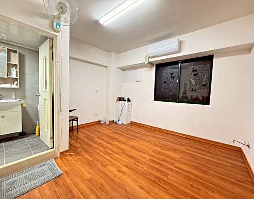 純心房緣♥內新市場★可寵大坪數三房平車🐶可貓狗大戰★商圈讚 - Image 9