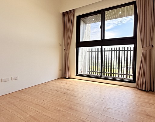 可短租💎舒舒服服|最新豪宅七期夜景|輕裝家具|下樓星巴克 - Image 4