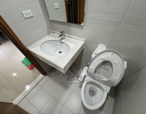 幸福成超俗兩房車全配出租歡迎租補洽吳原誌 - Image 5