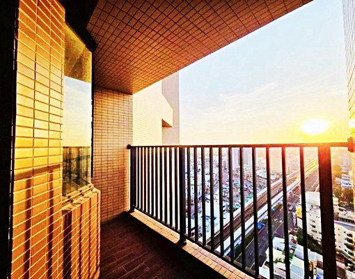 台積捷運*全新家具家電!高樓景觀+拎包入住(可寵可租補) - Image 9