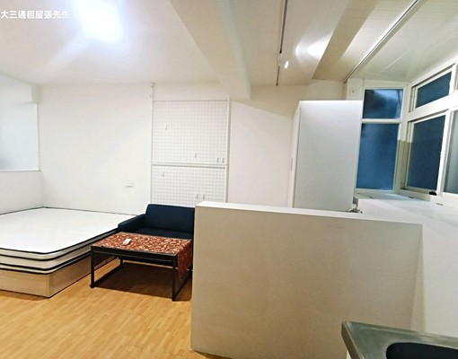 近菜寮站小資族溫馨獨立採光套房可代收垃圾大空間 - Image 6